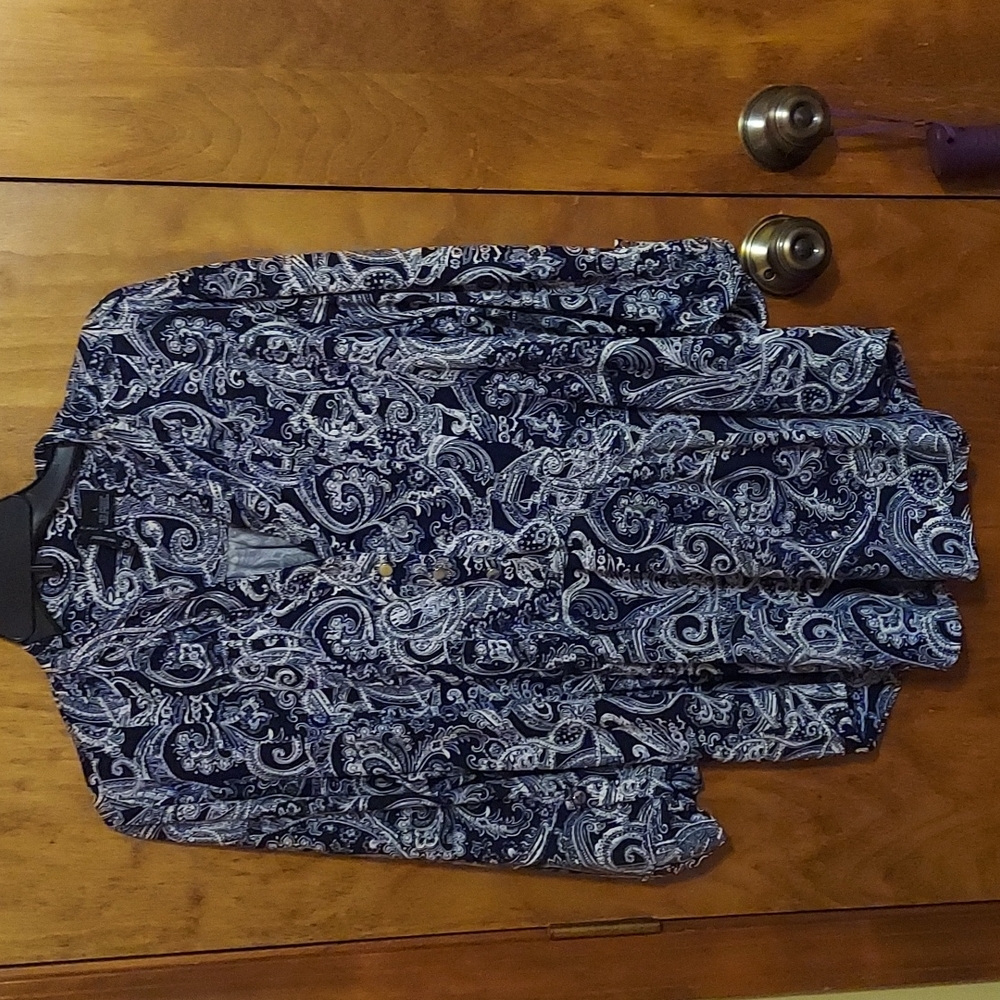Paisley print blouse.